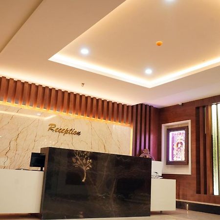 Hotel Nivetha Inn Coimbatore Zewnętrze zdjęcie